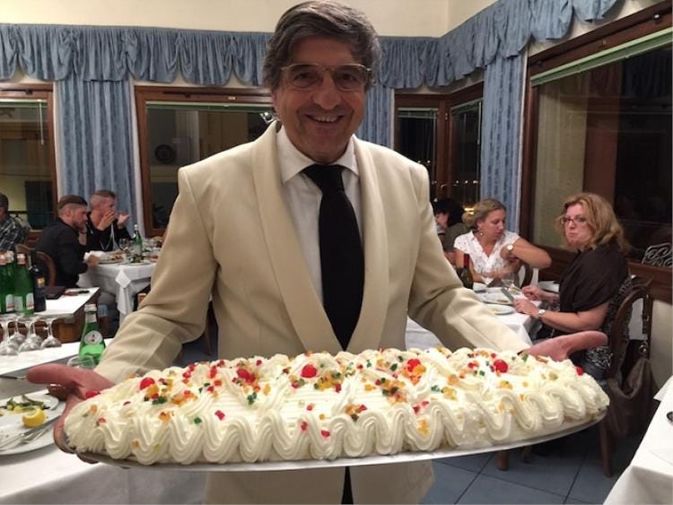 Emilio Ippolito e la torta Flora